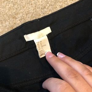 H & M black shorts